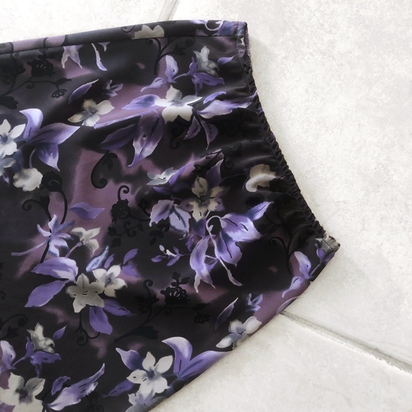 Y2K Tropical Floral Skirt - Picture 2 of 3